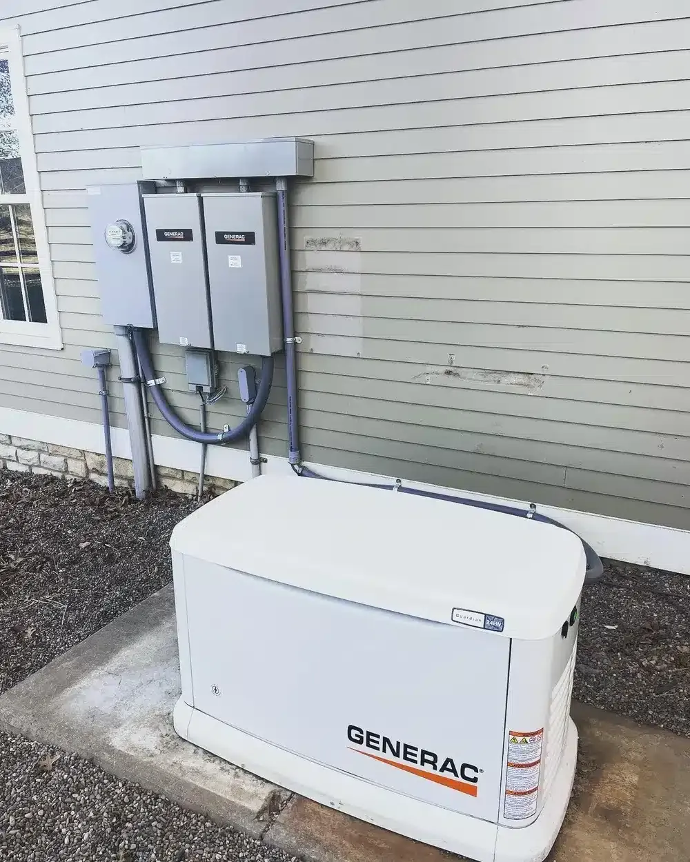 Generac generator outside of residential home in Lexington